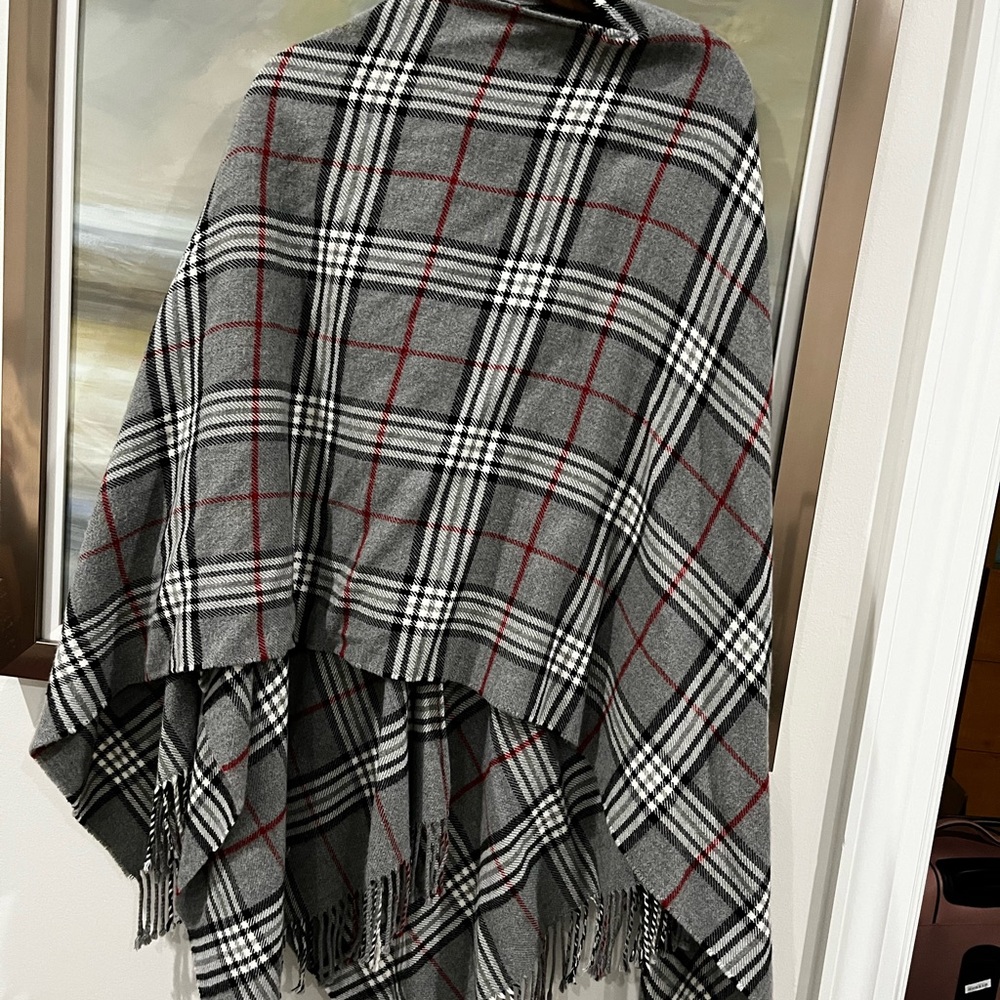 COPY - Burberry look wrap/shawl